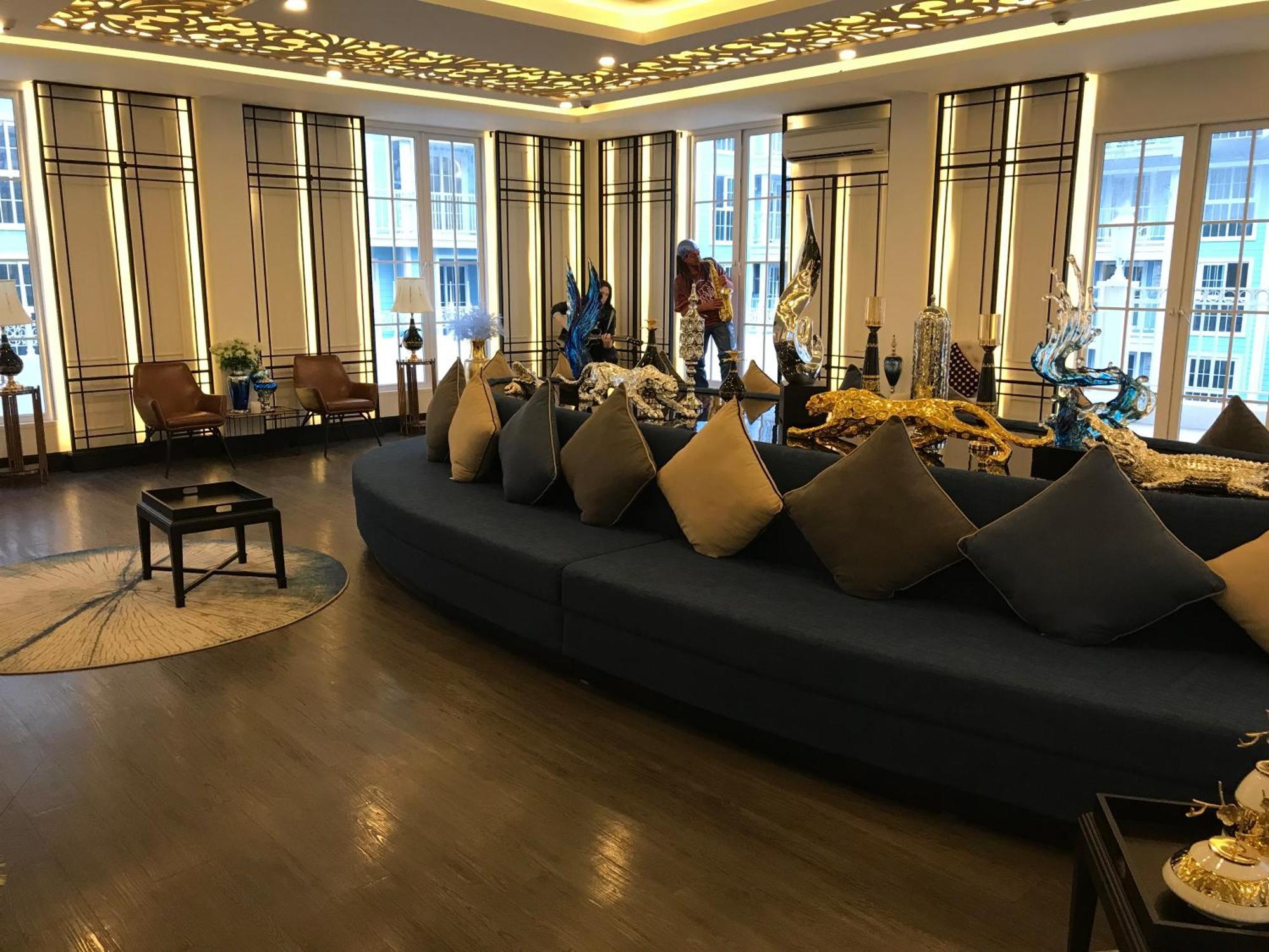 Grand Florida芭提雅带免费游泳池温泉桑拿浴和健身房瑜伽室私家海滩公寓e206 Na Chom Thian Exterior photo